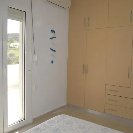 Petaloudes * Kamilári