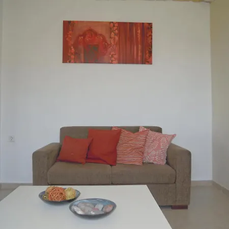 Apartment Petaloudes Kamilari